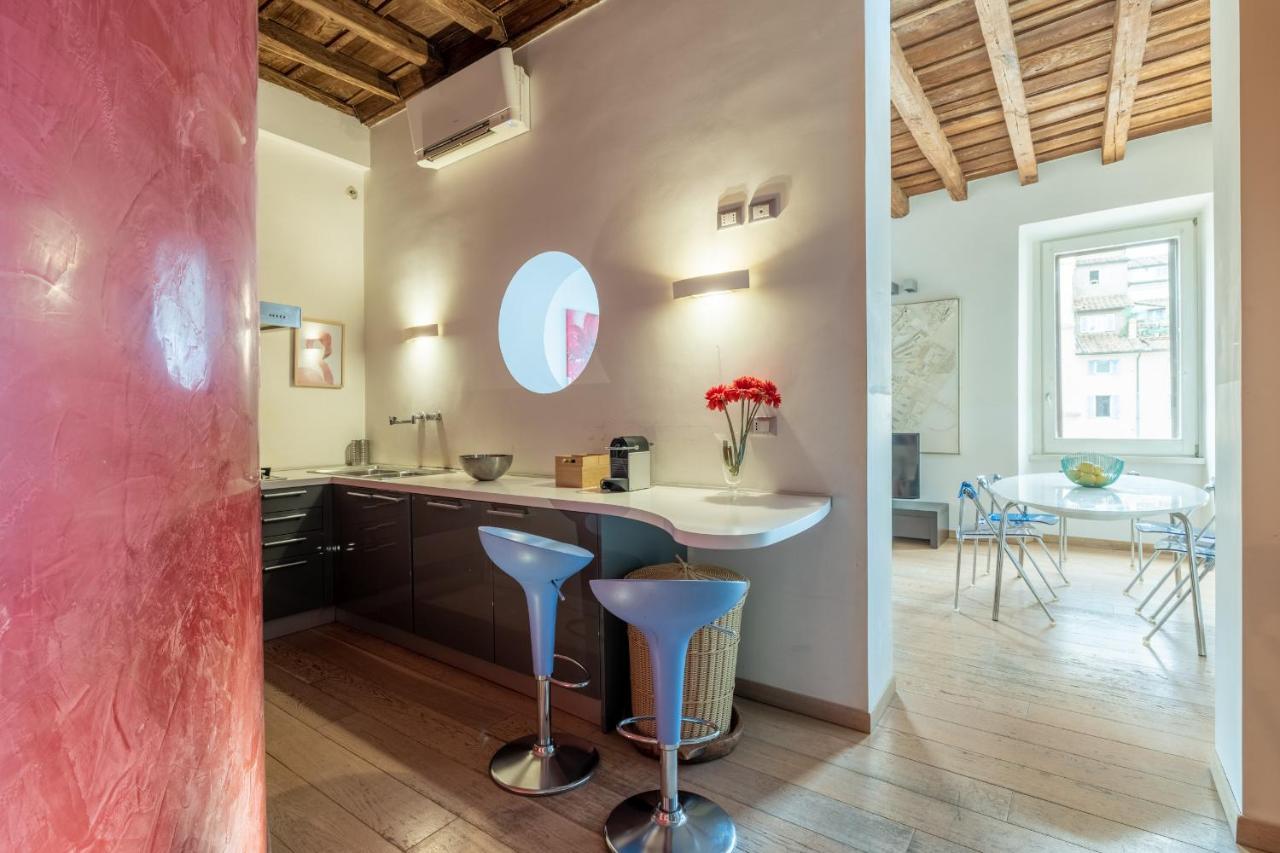 Modern Apartment In Campo De Fiori 로마 외부 사진